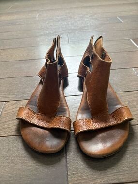 Brown Leather Women’s Open-Toe Gladiator Sandals
